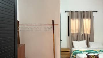 1 sovrum, strykjÀrn/strykbrÀda, wi-fi och sÀngklÀder