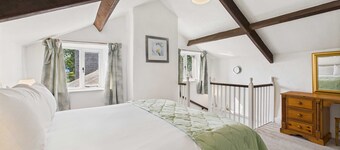 Host Stay Brackenrigg Cottage