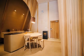 Desk, free WiFi, bed sheets - SANU 2nd Home Nasu 1st (Nasu)