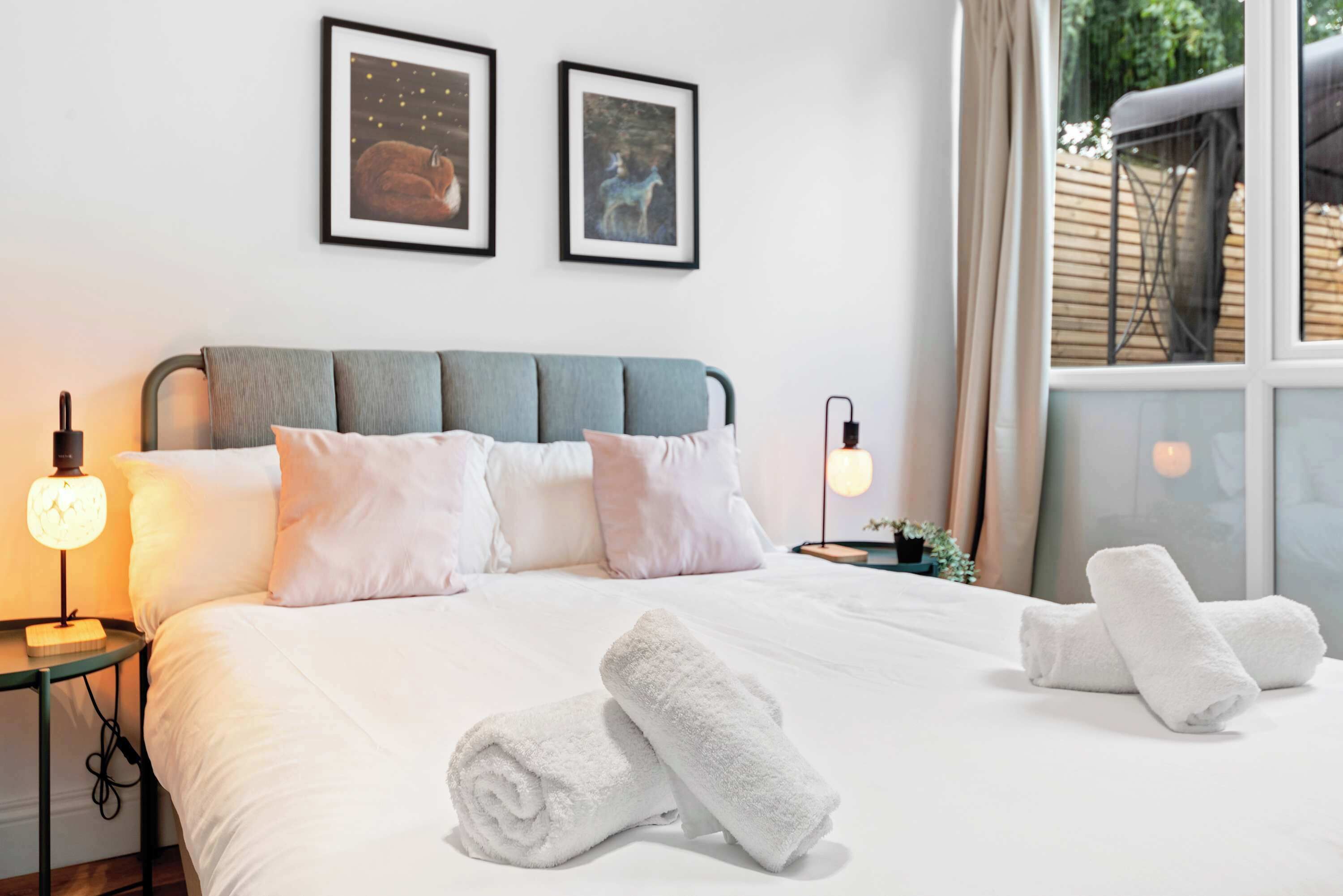1 bedroom, desk, iron/ironing board, WiFi