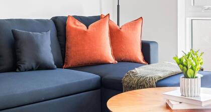 1Bedroom Apartment + Rooftop Deck | Lake of Isles