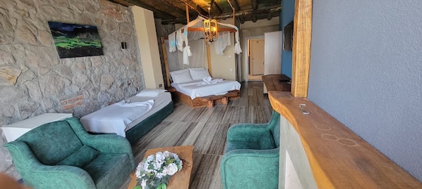 Deluxe Room, City View