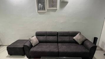 Appartement, 3 chambres, accessible aux personnes à mobilité réduite, vue ville | Restauration