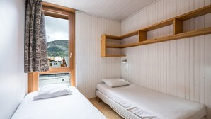 1 多间卧室、WiFi