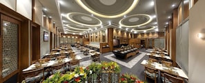 Colazione a buffet, servita tutte le mattine (1000 INR a persona)