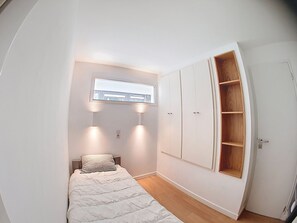 2 bedrooms, free WiFi