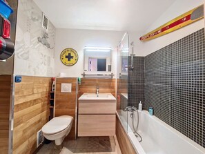 Hair dryer, towels