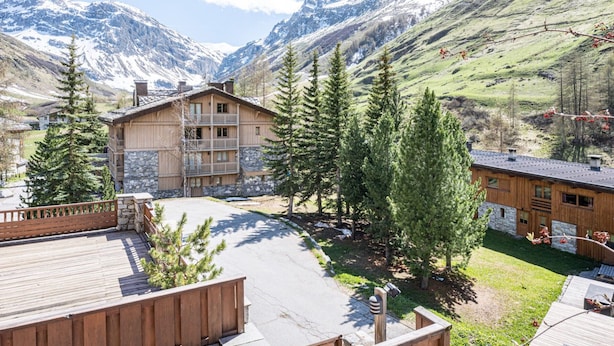 Property grounds - Cozy 3-bedroom apartment with direct piste access in Val-d'Isère (Val-d'Isère)