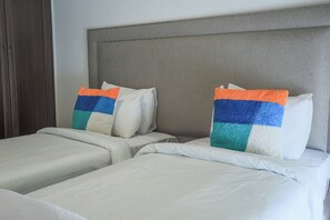 2 bedrooms, iron/ironing board, free WiFi