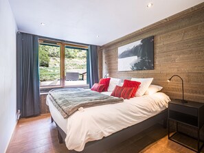 Room - Renovated Apartment Center Val d'Isère - 6 Rooms, 10 Pers, Parking (Val-d'Isère)