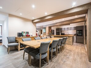 Dining - Renovated Apartment Center Val d'Isère - 6 Rooms, 10 Pers, Parking (Val-d'Isère)
