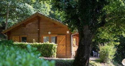 Chalet 52mÂČ avec terrasse Ă Sauveterre-de-Rouergue