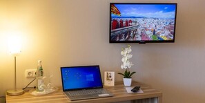 Superior Double Room, City View | Free WiFi