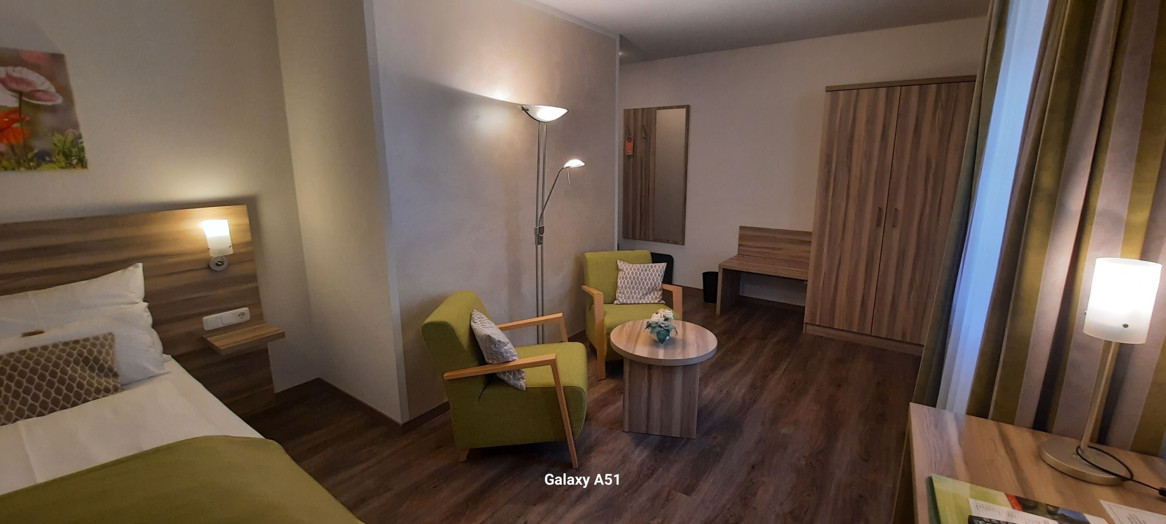 Superior Double Room, City View | Hypo-allergenic bedding, desk, blackout drapes, soundproofing