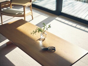 Rom, ikke-røyk (Suite) | Skrivebord, wi-fi (inkludert) og sengetøy