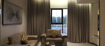 Seasons hotel suites
