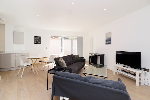 Apartamento, sacada | Área de estar
