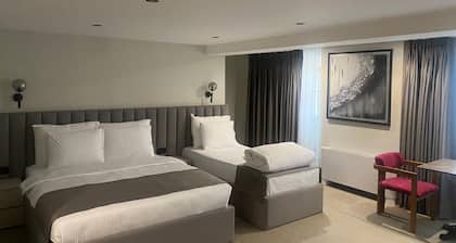 Adler Hotel