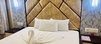 Parth king resort tarapith