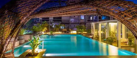 Piscina all'aperto