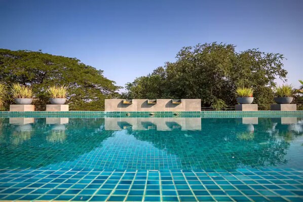 Piscine extérieure