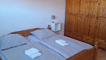 2 Schlafzimmer, Internetzugang, Bettwäsche