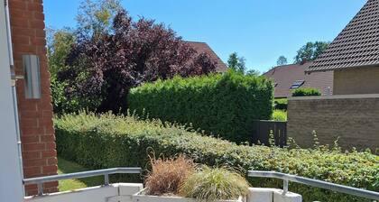 GroĂĂŒgige und ruhige ErdgeschoĂwohnung in einem 10 Parteienhaus mit Weitsicht