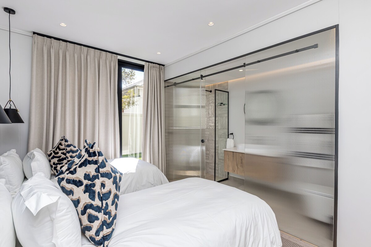 Wifi gratis, decoración individual, mobiliario individual y ropa de cama