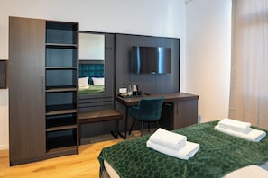 Desk, free WiFi, bed sheets