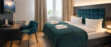 Classic Double Room | Desk, free WiFi, bed sheets