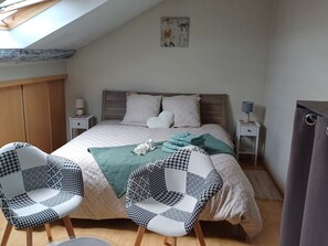 Matelas mémoire de forme, espace de travail pour ordinateur portable