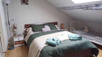 Standard Double Room, Pets allowed | Free WiFi