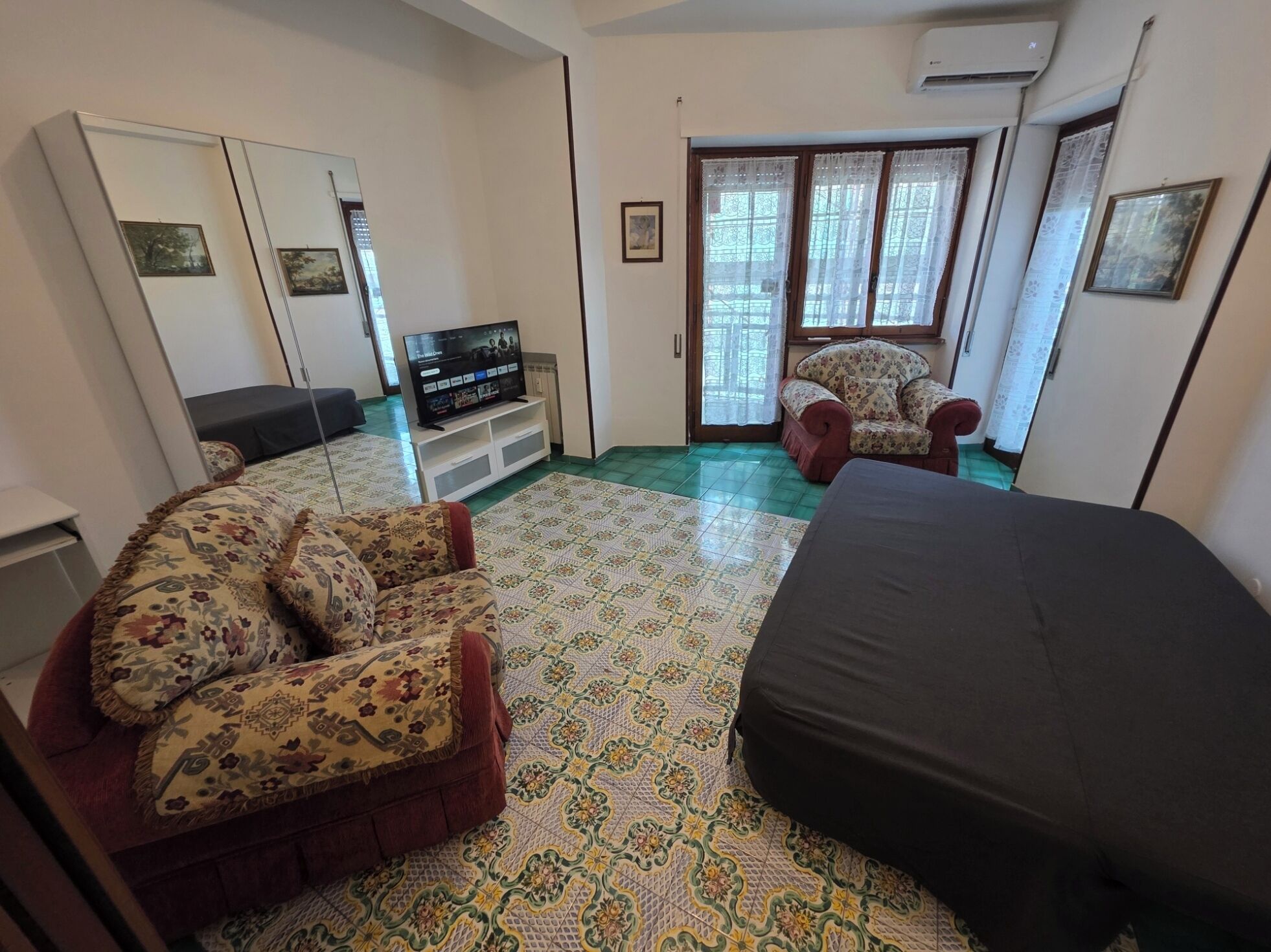 2 bedrooms, iron/ironing board, WiFi (free), bed sheets