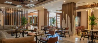 Dancenter Emerald Near Jeddah Corniche