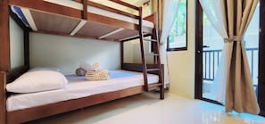 Chambre, 1 chambre, balcon | 1 chambre