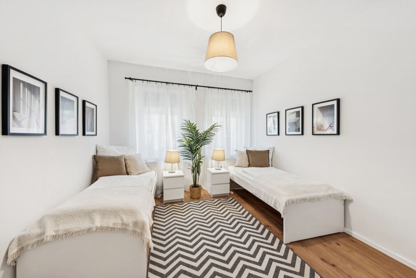 3 bedrooms, desk, free WiFi, bed sheets