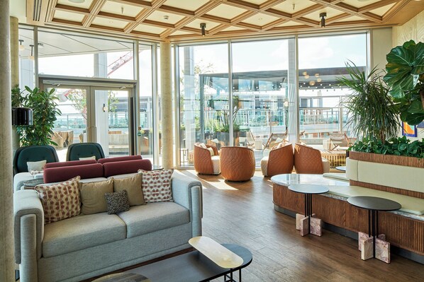 Executive lounge - National at Battersea Power Station (London)