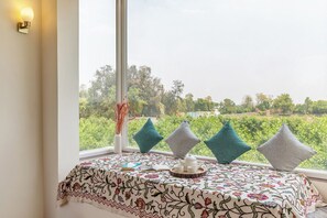 Villa, 2 Bedrooms, Garden View | Iron/ironing board, free WiFi