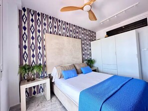 1 chambre, fer et planche à repasser, Wi-Fi, literie fournie