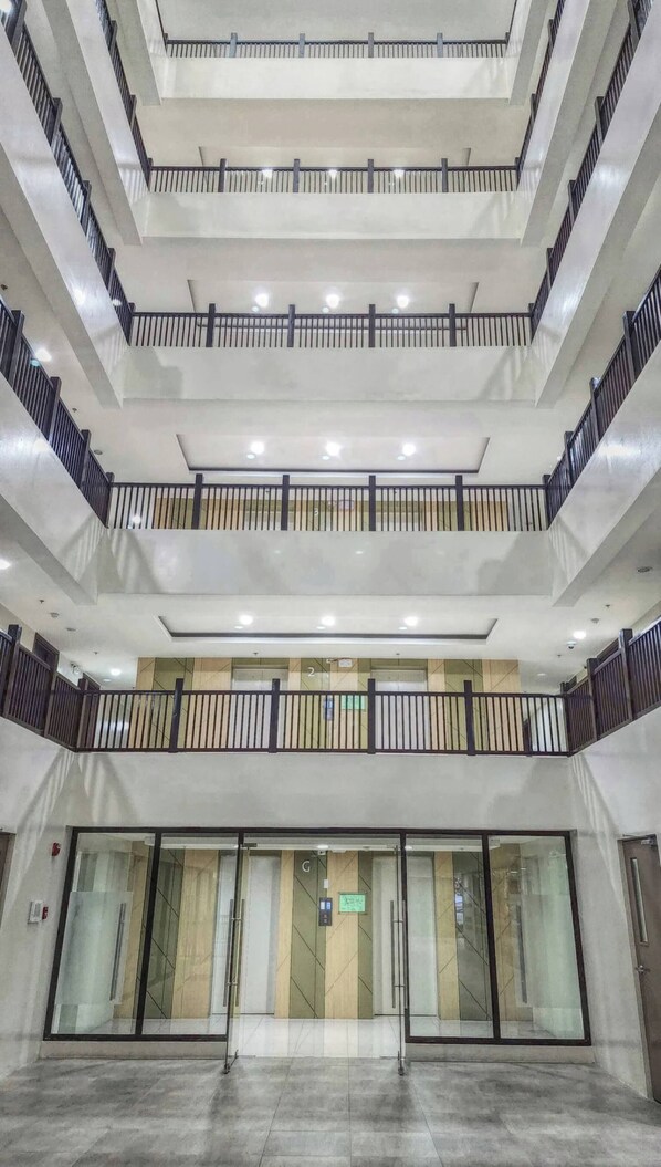 Room, 1 Bedroom, Balcony | Interior