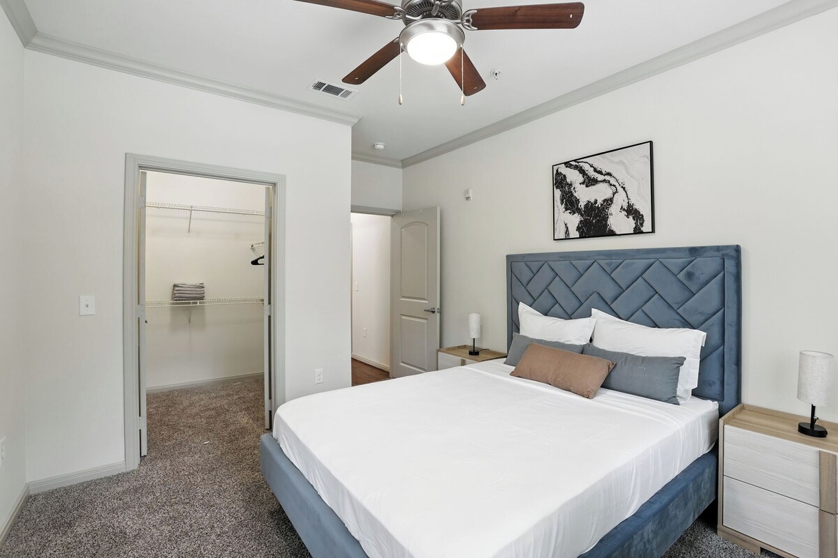 Photo 15 of Regards At Med Center 126 I Comfy 2 Bed 2 Bath