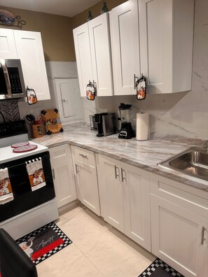 Microwave, oven, stovetop