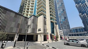 Exterior - StayShort - Business Bay for 4 people with City Views! (Business Bay)