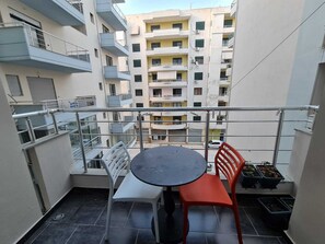 Economy-huoneisto, parveke | Parveke