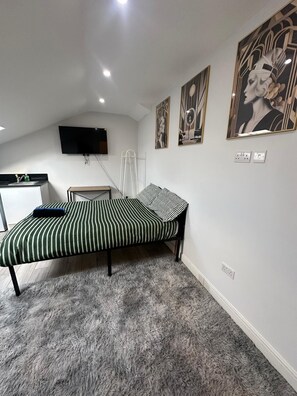 1 habitación, wifi gratis y ropa de cama