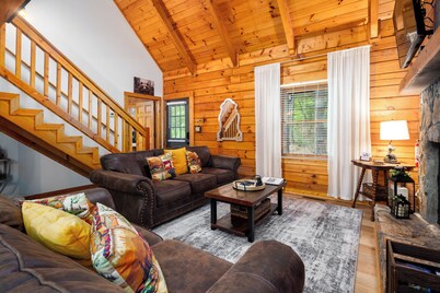 Timber & Tranquility Cabin