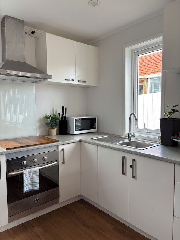 Microwave, oven, stovetop