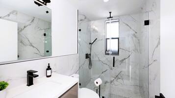 Haartrockner, HandtĂŒcher