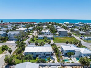 Exterior - Southern Cross: 3 Min Walk to Gulf Beach (Holmes Beach)