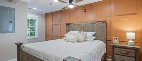 3 habitaciones, tabla de planchar con plancha, cuna de viaje y wifi
